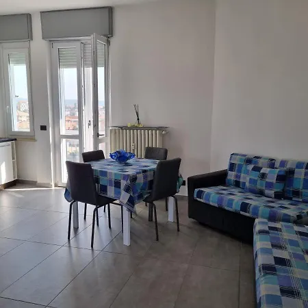 Sesto Piano Apartment *