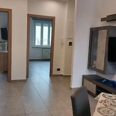 Sesto Piano Lejlighed Asti