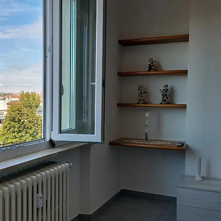 Sesto Piano Apartment *