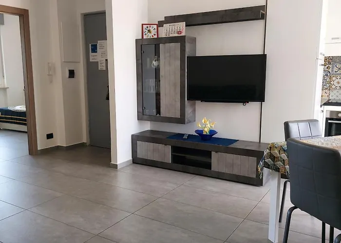 Sesto Piano * Asti